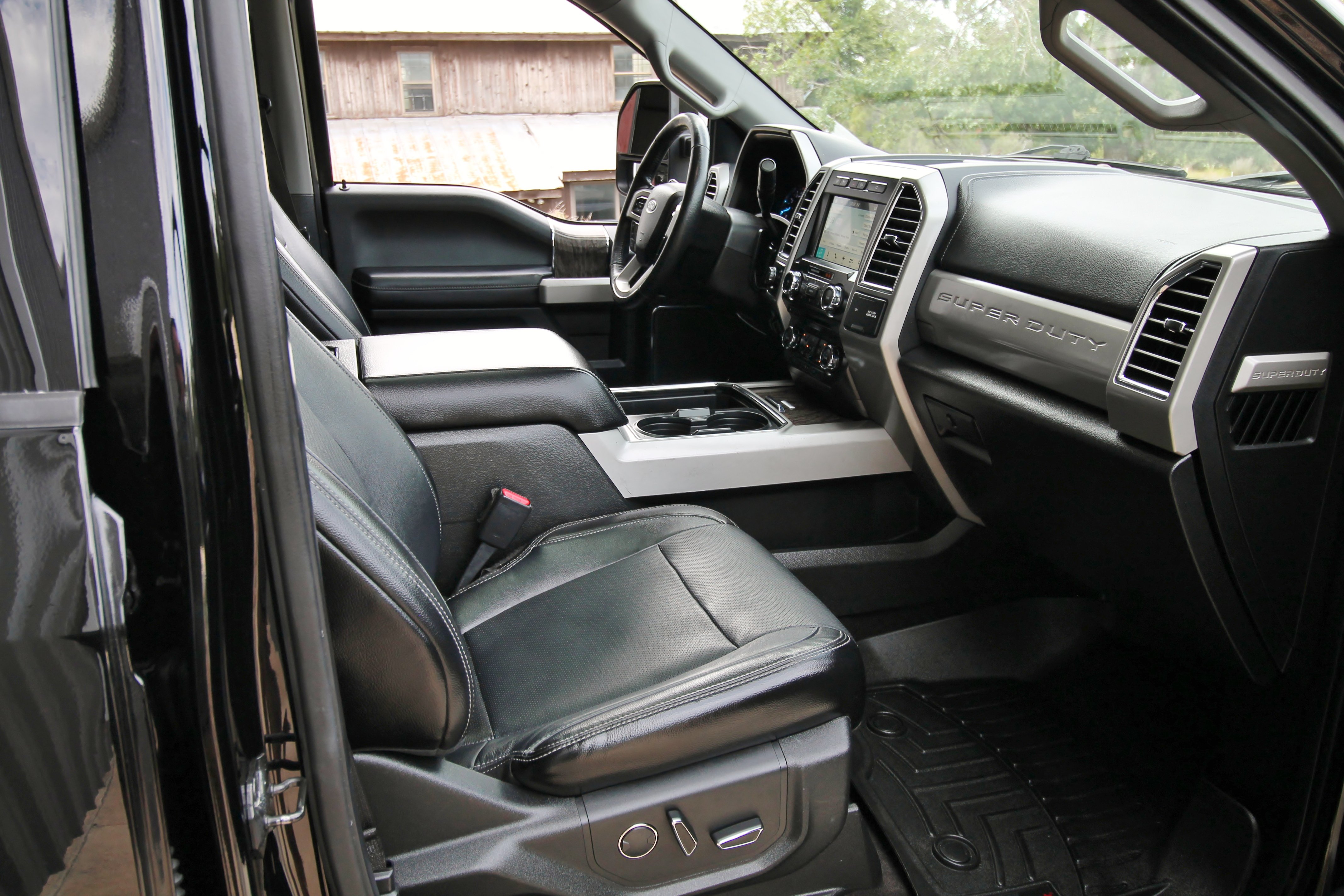 Used 2017 Ford F250 Lariat w/ Lariat Ultimate Package AWD/4WD image 40