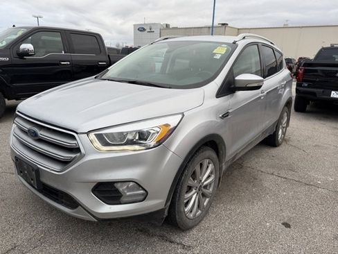 Used 2017 Ford Escape Titanium image 7