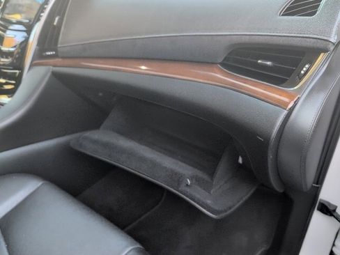 Used 2020 Cadillac Escalade Luxury image 34