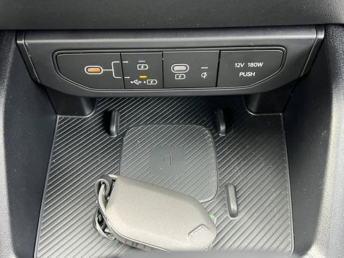 Used 2025 Kia K4 GT-Line w/ GT-Line Premium Package image 22