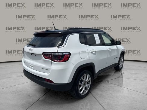 Used 2025 Jeep Compass Limited AWD/4WD image 5