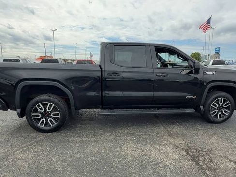 Used 2023 GMC Sierra 1500 AT4 w/ AT4 Preferred Package AWD/4WD image 9