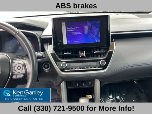 Used 2023 Toyota Corolla Cross XLE w/ Convenience Package FWD image 35