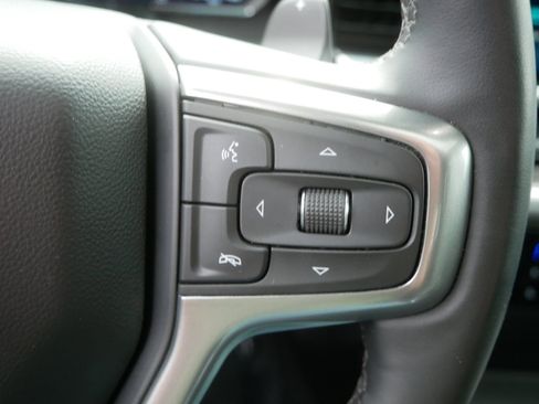 Used 2025 Chevrolet Silverado 1500 LTZ w/ LTZ Convenience Package II AWD/4WD image 30