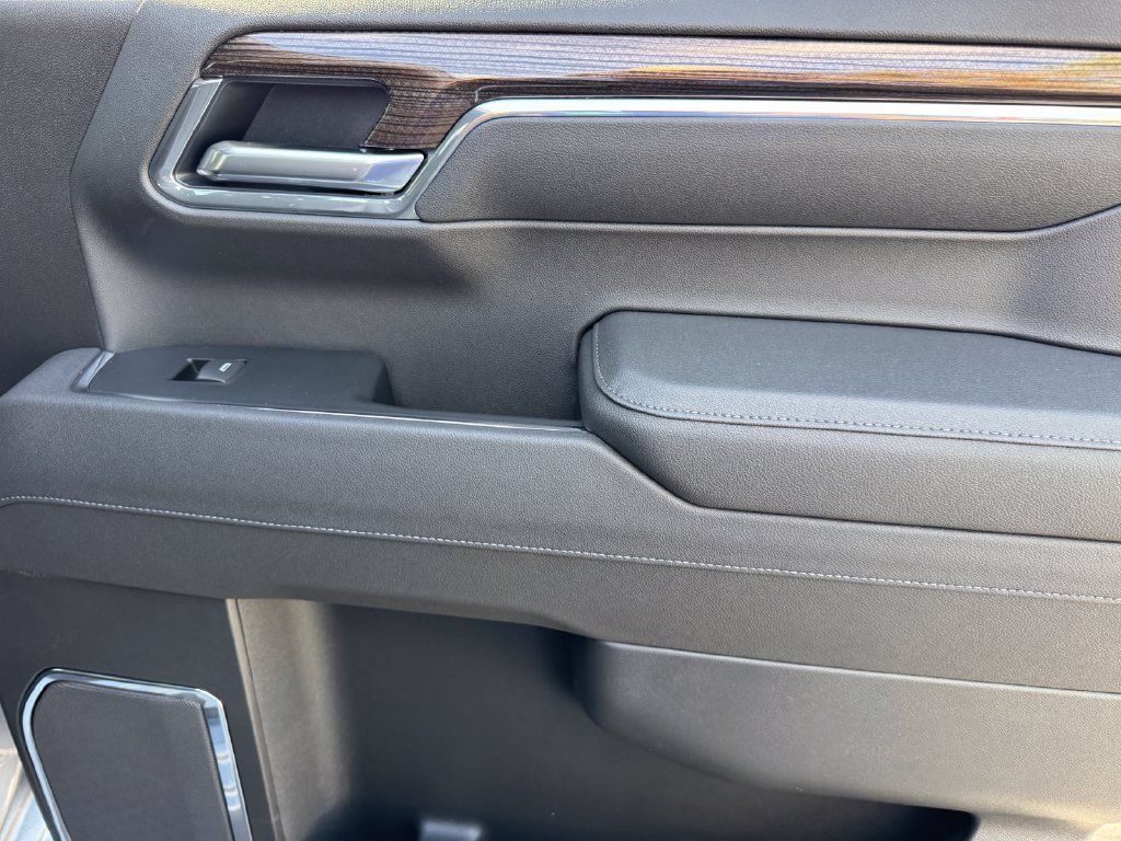New 2026 Chevrolet Silverado 1500 LT AWD/4WD image 13