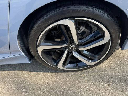 Used 2022 Honda Accord Sport image 10