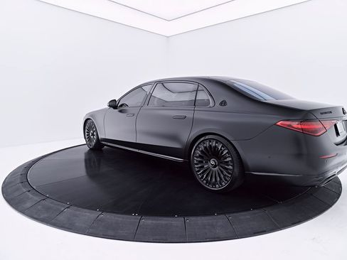 Used 2023 Mercedes-Benz Maybach S 580 4MATIC image 12