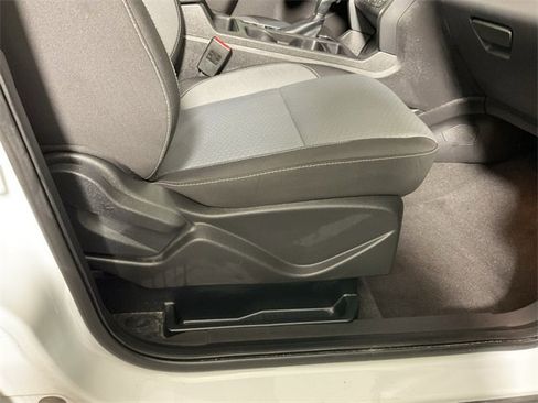 Used 2019 Ford Escape SE image 34