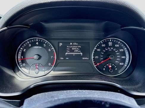 Used 2024 Kia Forte GT-Line FWD image 12
