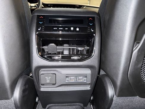 Used 2025 Jeep Grand Cherokee L Summit w/ Advanced Protech Group IV image 30