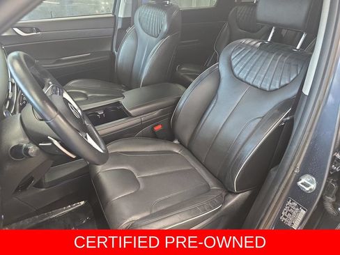 Certified 2024 Hyundai Palisade Limited AWD/4WD image 17