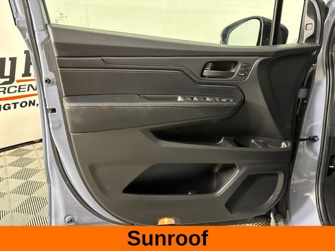 Used 2025 Honda Odyssey Sport-L image 8