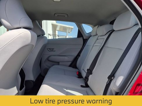 Used 2024 Hyundai Kona SE FWD image 25