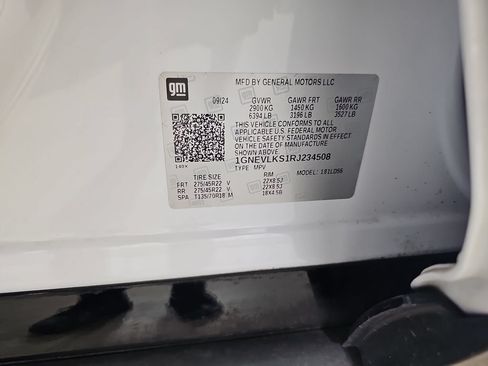 Certified 2024 Chevrolet Traverse RS w/ LPO, Floor Liner Package AWD/4WD image 44