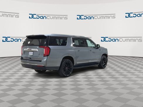 Used 2022 GMC Yukon XL SLT w/ SLT Luxury Package AWD/4WD image 8