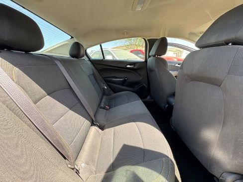 Used 2017 Chevrolet Cruze LS image 14
