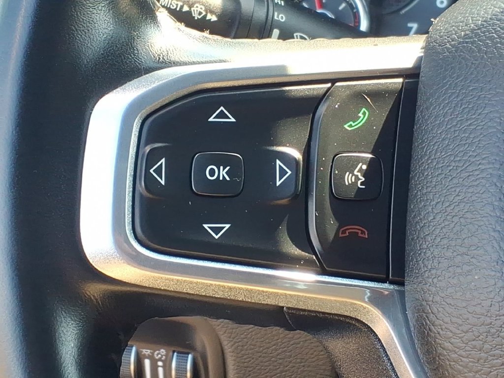 Used 2023 RAM 1500 Laramie AWD/4WD image 10