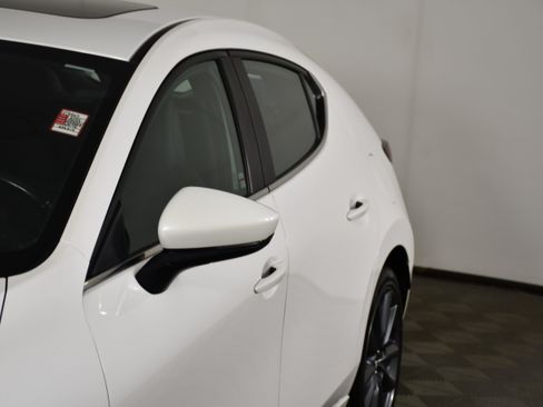 Used 2024 MAZDA MAZDA3 s FWD image 13