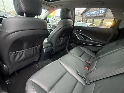 Used 2018 Hyundai Santa Fe AWD w/ SE Ultimate Tech Package 03 image 15