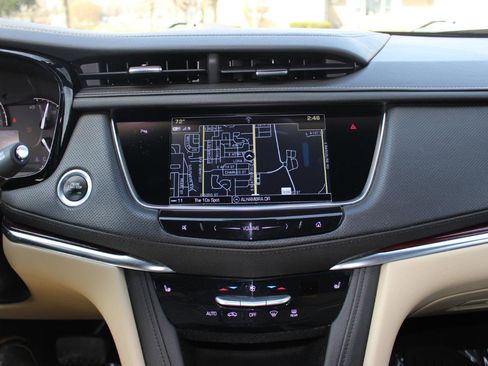 Used 2018 Cadillac XT5 Luxury w/ Driver Awareness Package FWD image 28