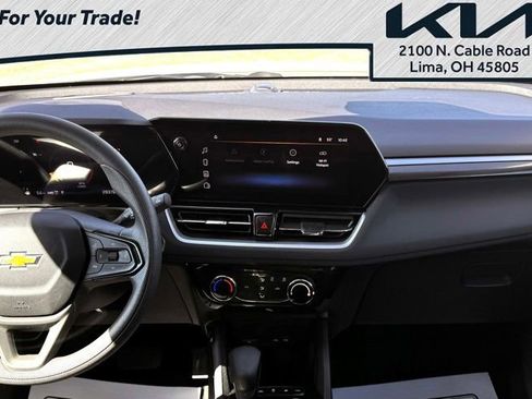 Used 2025 Chevrolet TrailBlazer LT AWD/4WD image 10