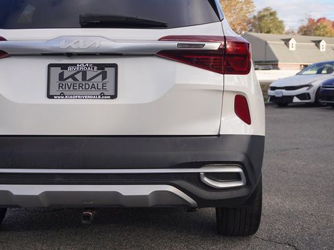 Used 2023 Kia Seltos S w/ Navigation Package image 17