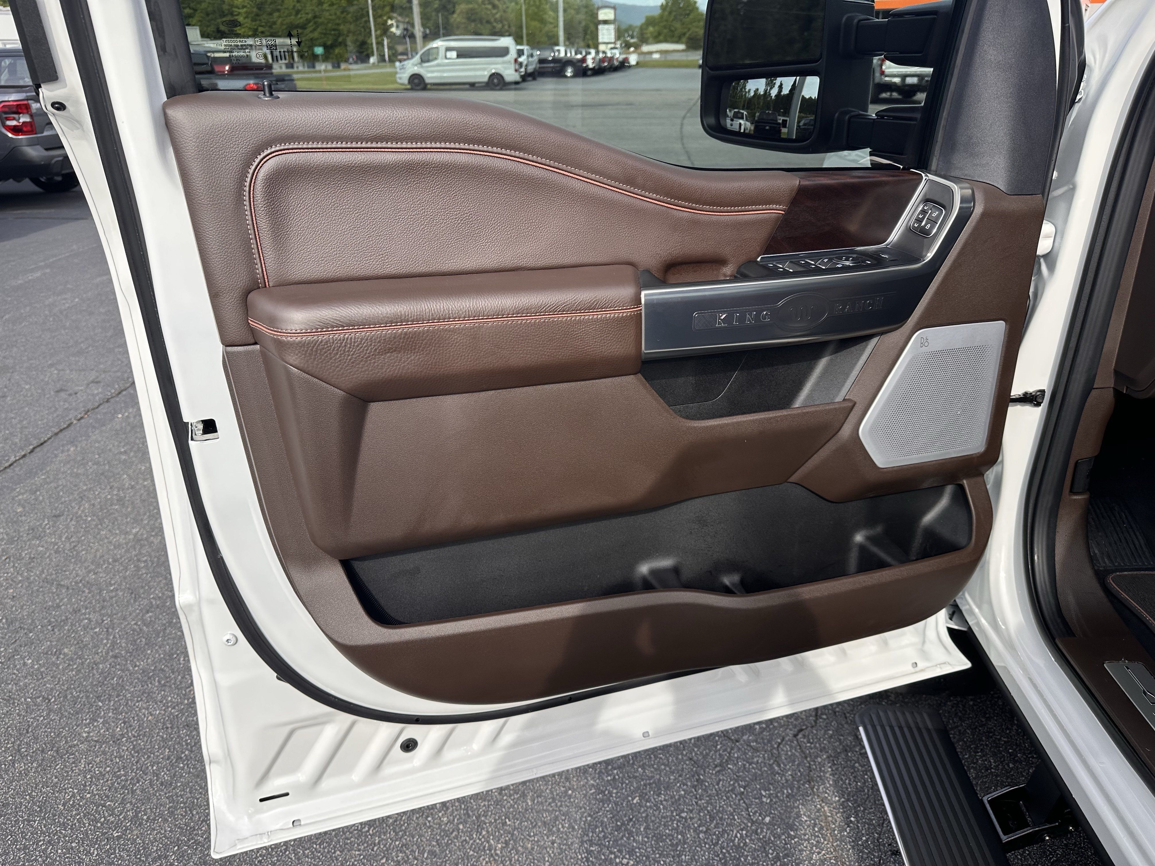 Used 2026 Ford F350 King Ranch w/ Chrome Package AWD/4WD image 10