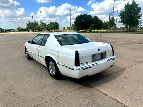 Used 2001 Cadillac Eldorado ESC w/ Comfort/Convenience Pkg image 7