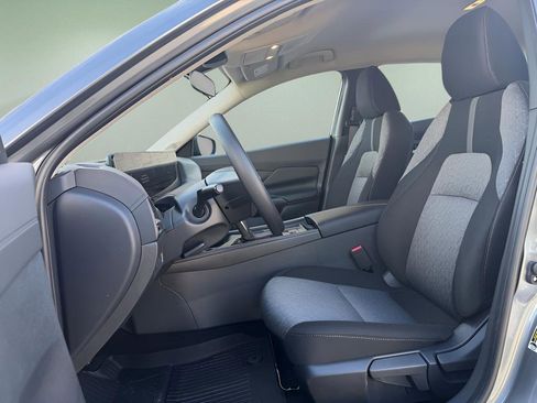 New 2026 Nissan Sentra SV w/ Floor Mat Package FWD image 14