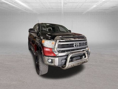 Used 2014 Toyota Tundra SR5 AWD/4WD image 3