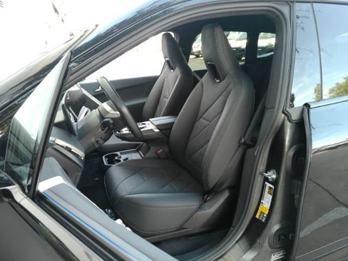 Used 2023 BMW iX xDrive50 AWD/4WD image 6