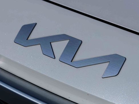 Used 2023 Kia Seltos EX AWD/4WD image 27