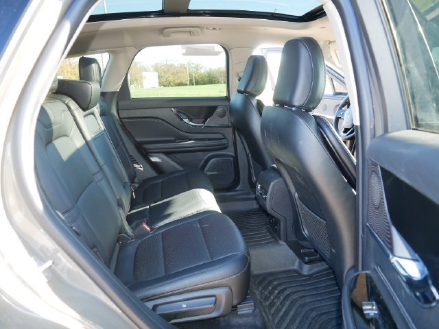Used 2025 Lincoln Corsair AWD w/ Equipment Group 101A image 16