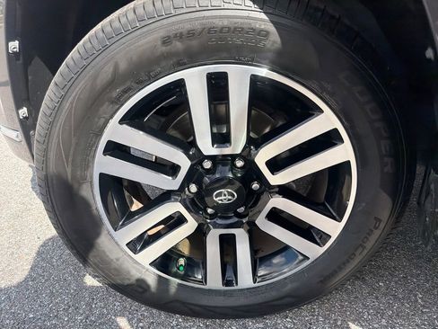 Used 2020 Toyota 4Runner Limited image 44