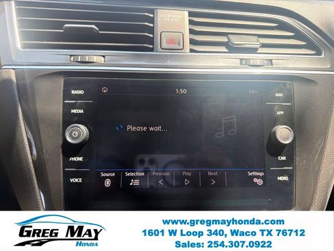 Used 2019 Volkswagen Tiguan SEL FWD image 19