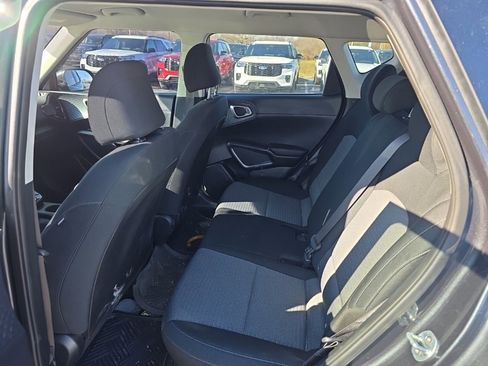 Used 2022 Kia Soul S image 10