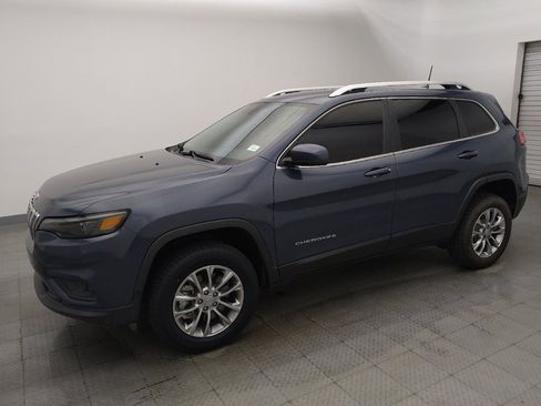 Used 2021 Jeep Cherokee Latitude Lux w/ Comfort/Convenience Group AWD/4WD image 2