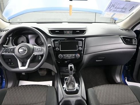 Used 2020 Nissan Rogue S image 29