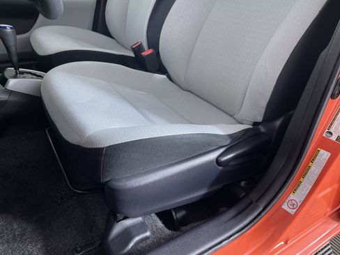 Used 2014 Toyota Prius C One image 12