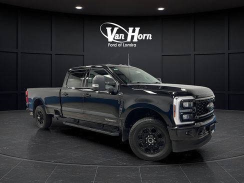 Used 2025 Ford F250 XLT w/ Black Appearance Package AWD/4WD image 1