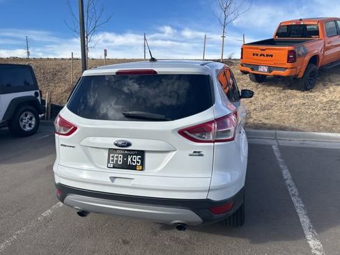 Used 2015 Ford Escape SE image 7