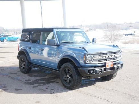 Certified 2023 Ford Bronco Black Diamond image 3