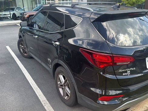 Used 2017 Hyundai Santa Fe Sport FWD image 3