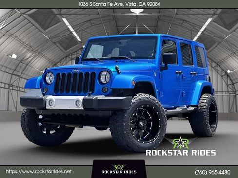 Used 2015 Jeep Wrangler Unlimited Sahara w/ Connectivity Group AWD/4WD image 1