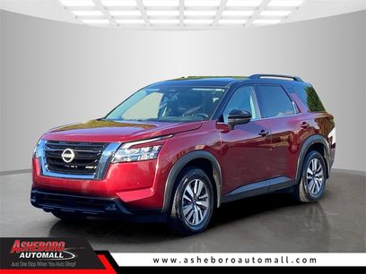 Used 2022 Nissan Pathfinder SL w/ SL Black Package