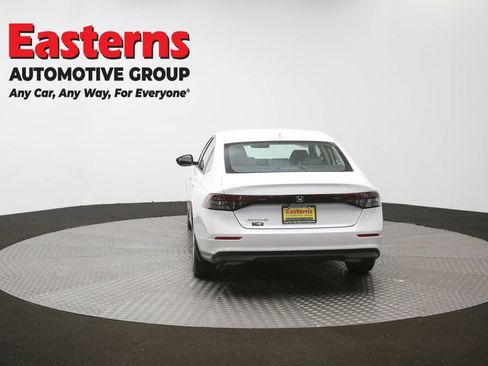 Used 2025 Honda Accord LX image 38