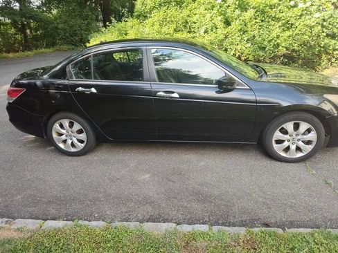 Used 2010 Honda Accord EX-L image 6