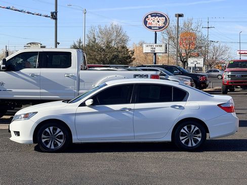 Used 2013 Honda Accord LX image 26