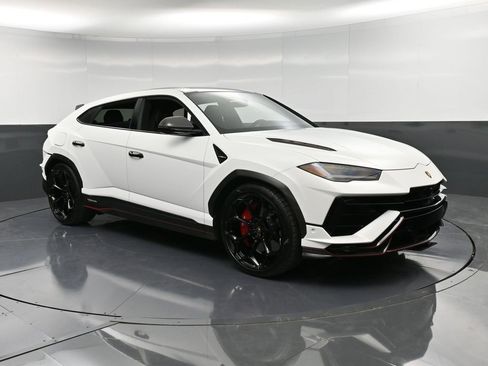 Used 2023 Lamborghini Urus Performante image 10