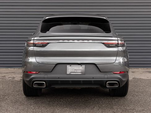 Certified 2022 Porsche Cayenne Coupe AWD/4WD image 6